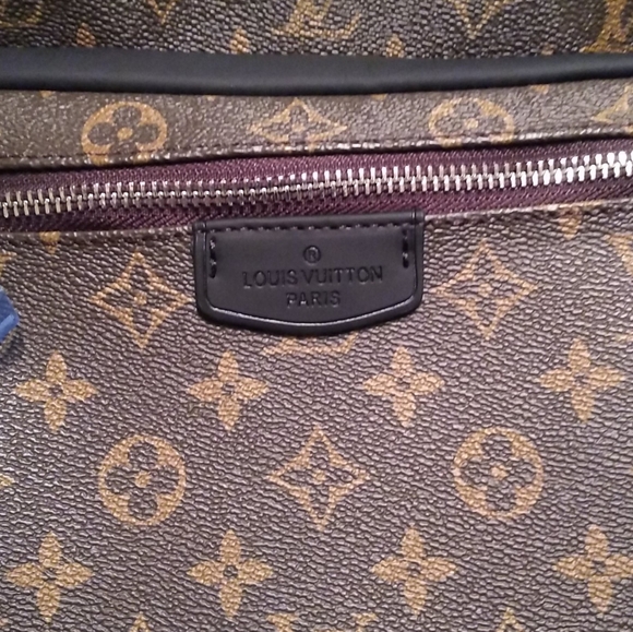 Louis Vuitton Josh Backpack - Picture 10 of 10